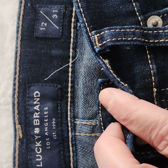 New Lucky Brand High Rise Flare 2 Way Stretch Jeans (Available in Sz 12 - Picture 4 of 10